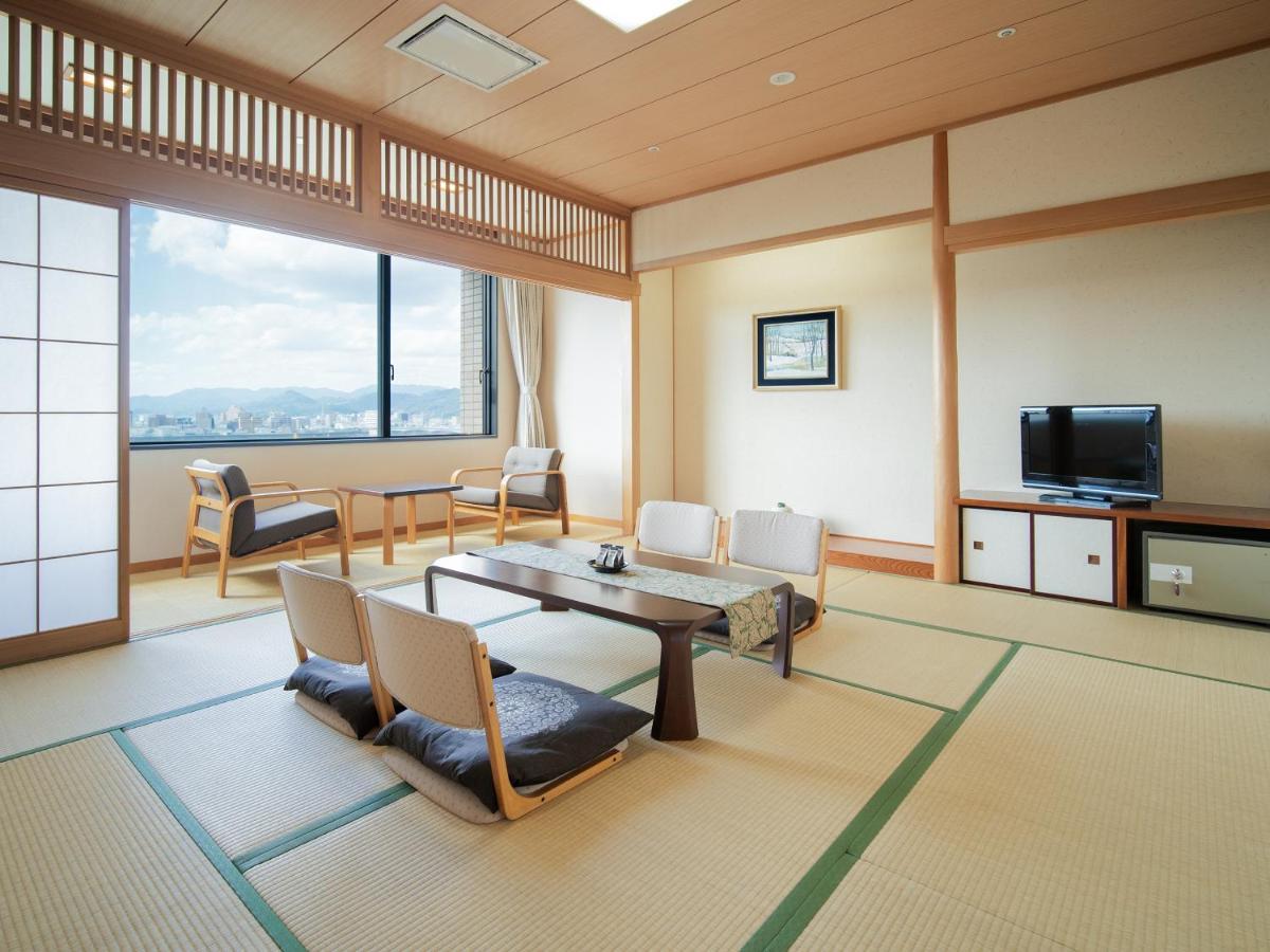 Chres Kochi (Shikoku) Exterior foto